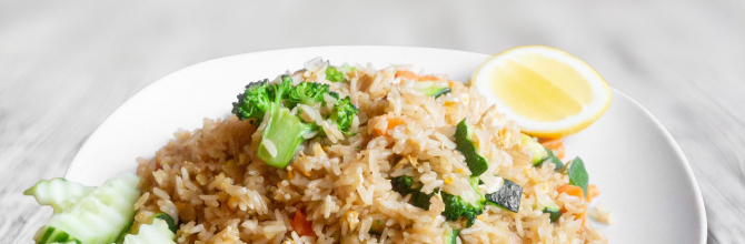 Wok Reis gebraten (Khau Phad)